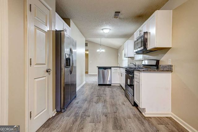 132 Samanthas Way, Mcdonough, GA 30253