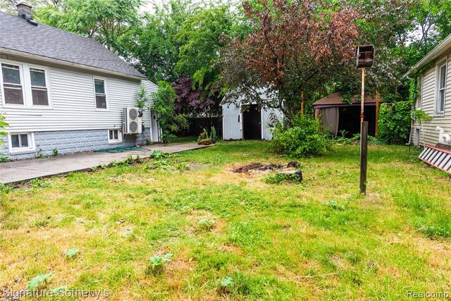 63 E Rockwood Street, Ecorse, MI 48229