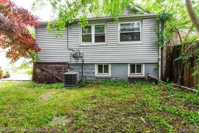 63 E Rockwood Street, Ecorse, MI 48229