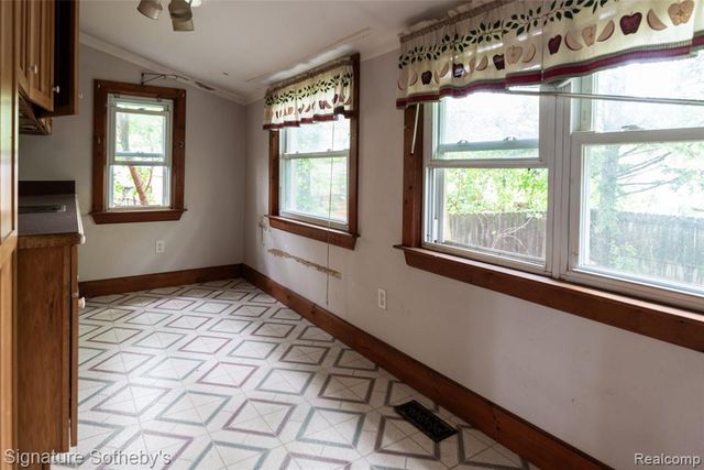 63 E Rockwood Street, Ecorse, MI 48229