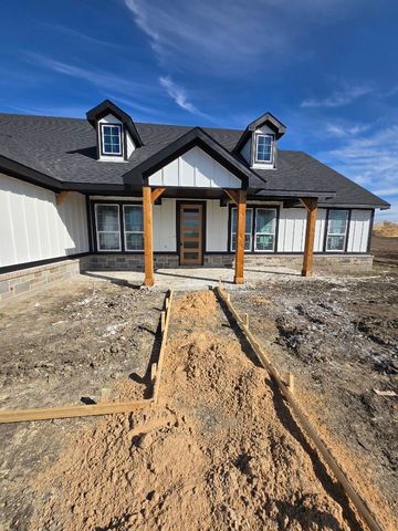 127 Big Sky Road, Decatur, TX 76234