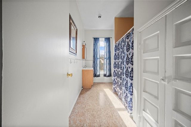 306 E Maiden St, City Of Washington, PA 15301