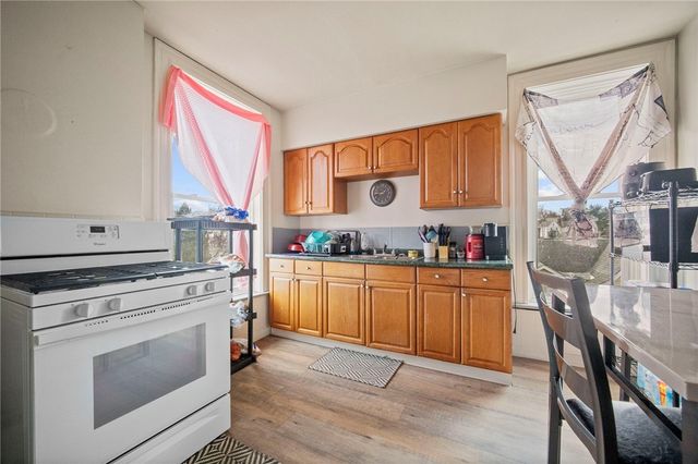 306 E Maiden St, City Of Washington, PA 15301