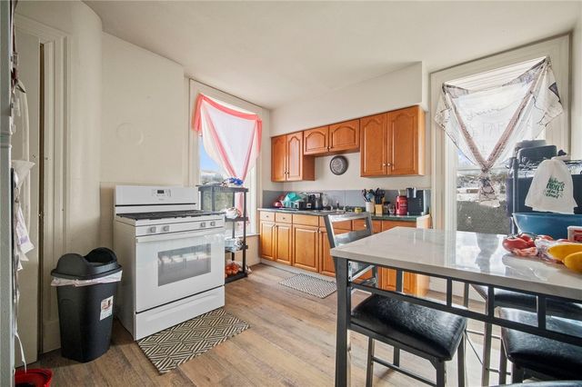 306 E Maiden St, City Of Washington, PA 15301