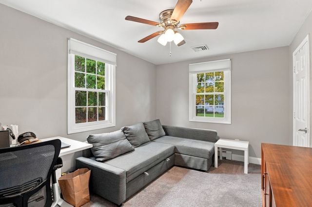 6 Francis St, Norton, MA 02766