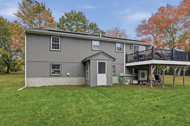 6 Francis St, Norton, MA 02766