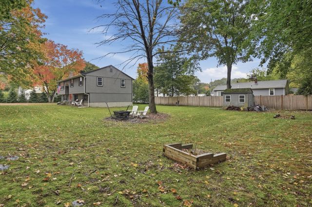 6 Francis St, Norton, MA 02766