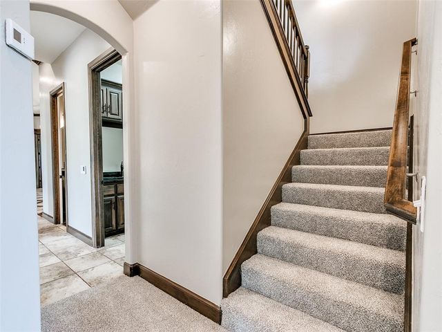 4208 Olde Copper Creek, Moore, OK 73160