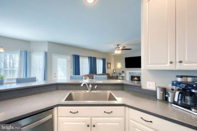 1005 MARGHERITA CT, Red Lion, PA 17356