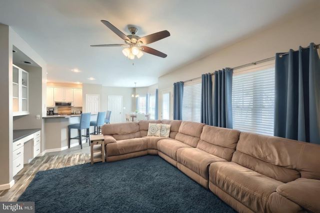 1005 MARGHERITA CT, Red Lion, PA 17356