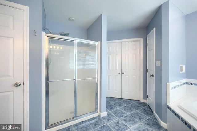 1005 MARGHERITA CT, Red Lion, PA 17356