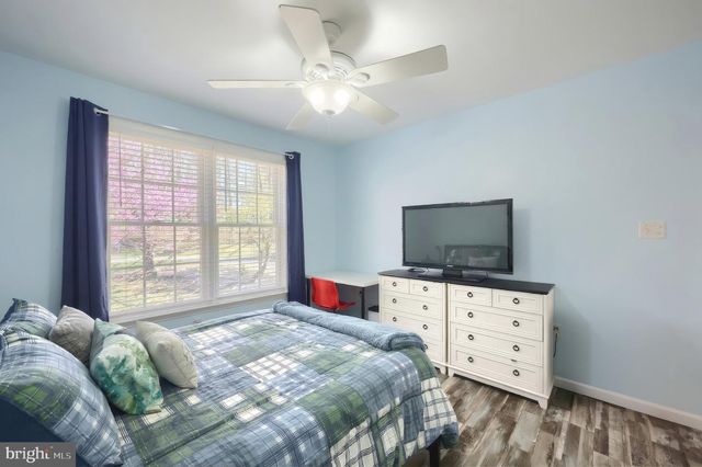 1005 MARGHERITA CT, Red Lion, PA 17356