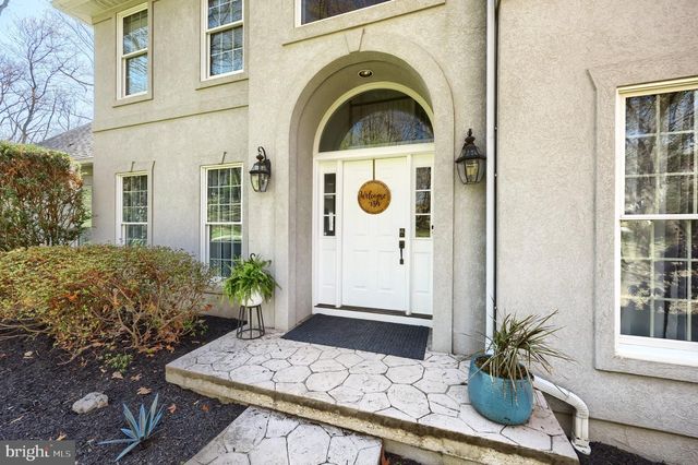 1005 MARGHERITA CT, Red Lion, PA 17356