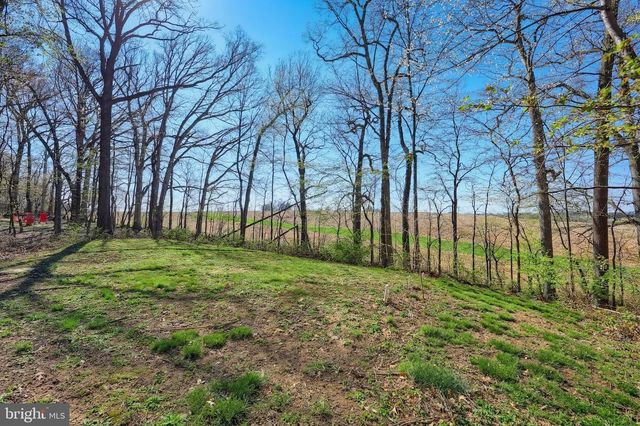 1005 MARGHERITA CT, Red Lion, PA 17356