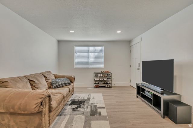 496 E 1200 N, Mapleton, UT 84664