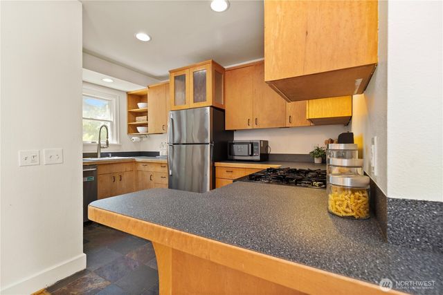 547 NE 91st Street, Seattle, WA 98115
