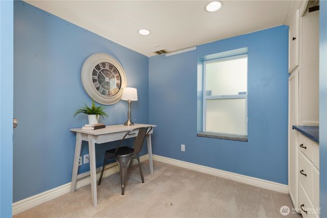 547 NE 91st Street, Seattle, WA 98115