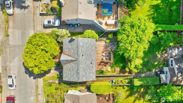 547 NE 91st Street, Seattle, WA 98115