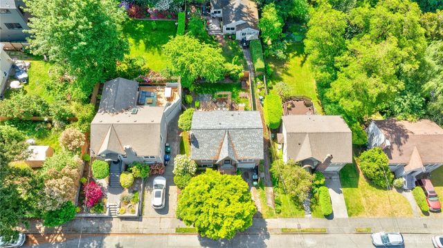547 NE 91st Street, Seattle, WA 98115