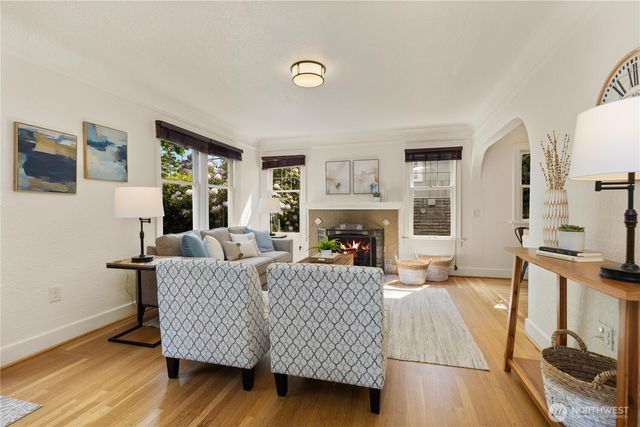 547 NE 91st Street, Seattle, WA 98115