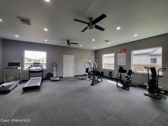 13932 N Rainier Loop, Rathdrum, ID 83858