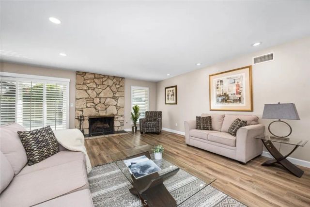 11348 Barbi Lane, Los Alamitos, CA 90720