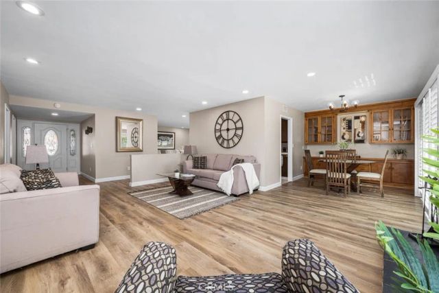 11348 Barbi Lane, Los Alamitos, CA 90720