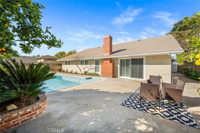 11348 Barbi Lane, Los Alamitos, CA 90720