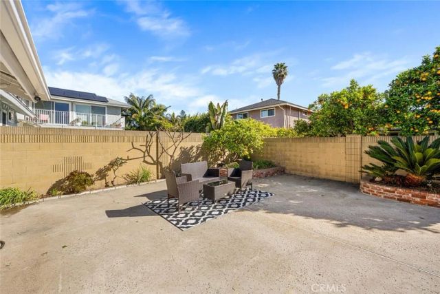 11348 Barbi Lane, Los Alamitos, CA 90720