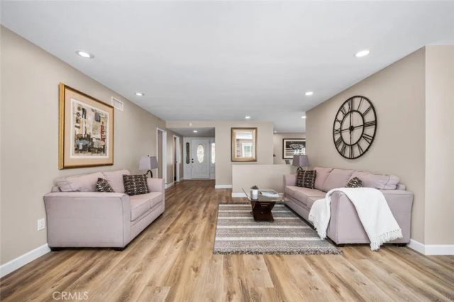 11348 Barbi Lane, Los Alamitos, CA 90720