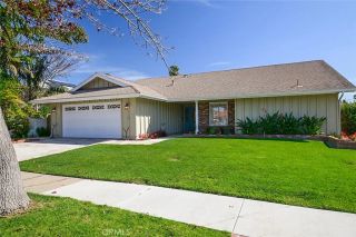 11348 Barbi Lane, Los Alamitos, CA 90720