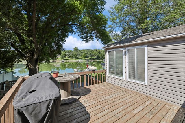 104 North Drive, Montezuma, IA 50171