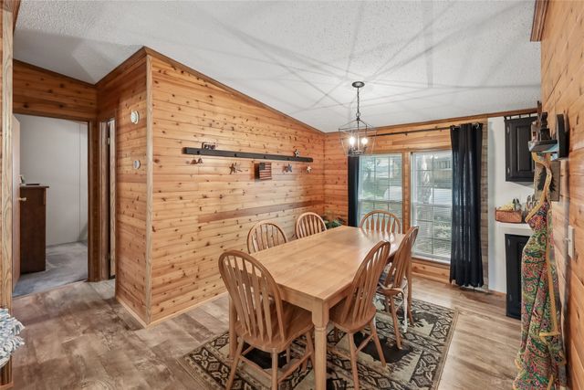 104 North Drive, Montezuma, IA 50171