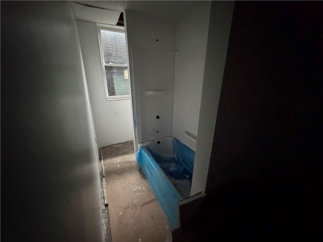 759 Mckean Ave, Donora, PA 15033