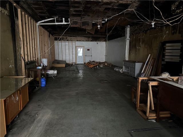 759 Mckean Ave, Donora, PA 15033