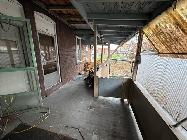 759 Mckean Ave, Donora, PA 15033