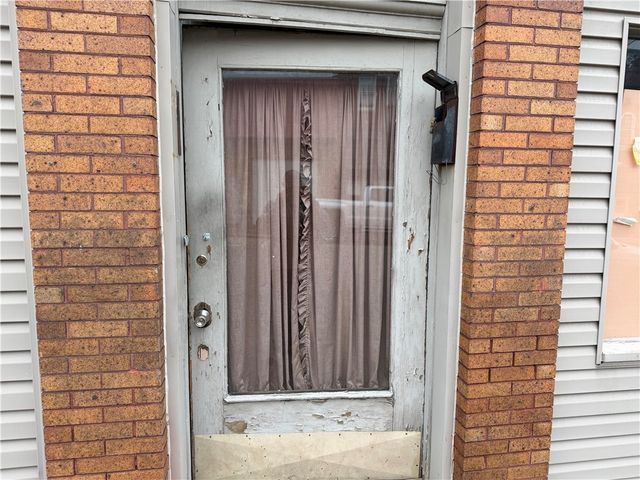 759 Mckean Ave, Donora, PA 15033