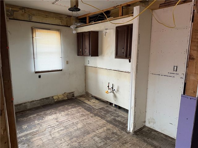 759 Mckean Ave, Donora, PA 15033