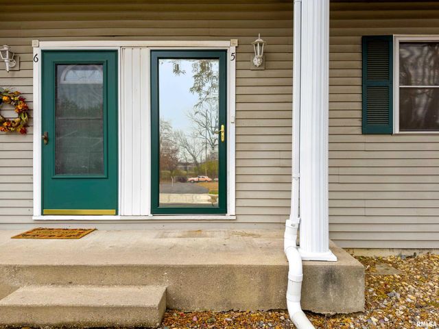 3510 N Kingston Dr Apt 5, Peoria, IL 61604