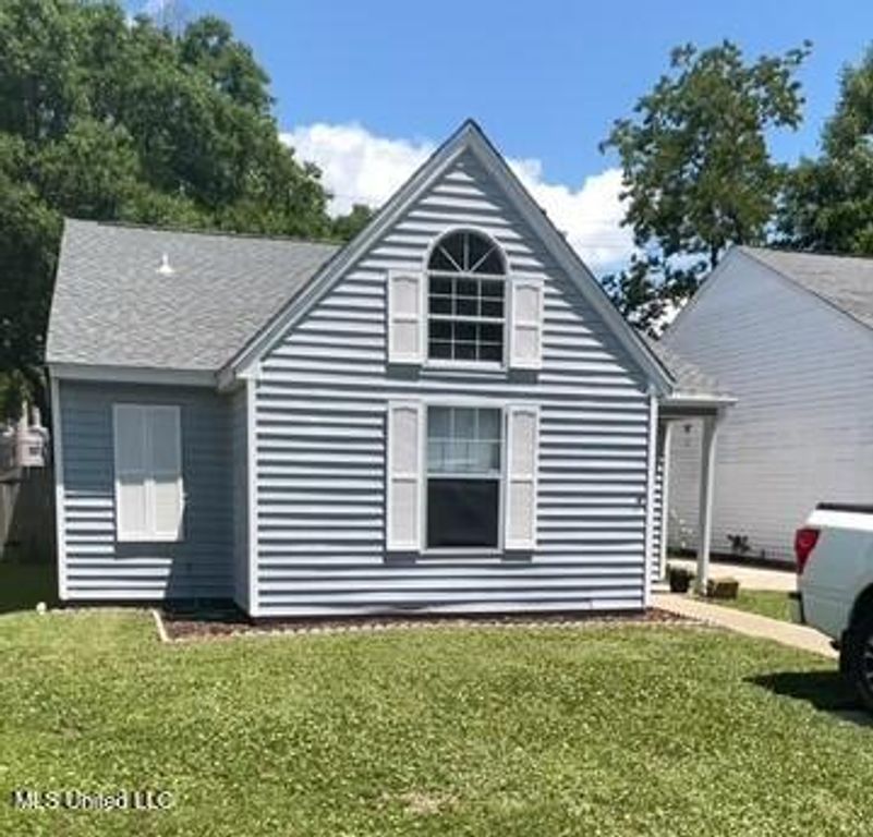 1712 James Buchanan Drive, Biloxi, MS 39531