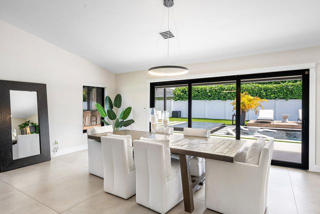 926 SW 35th Court, Boynton Beach, FL 33435