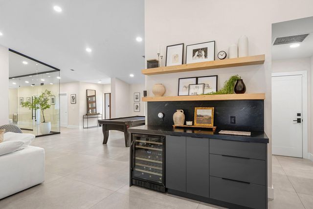 926 SW 35th Court, Boynton Beach, FL 33435