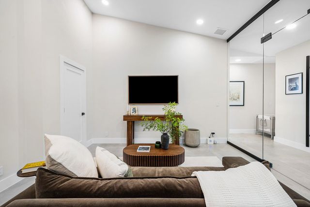 926 SW 35th Court, Boynton Beach, FL 33435