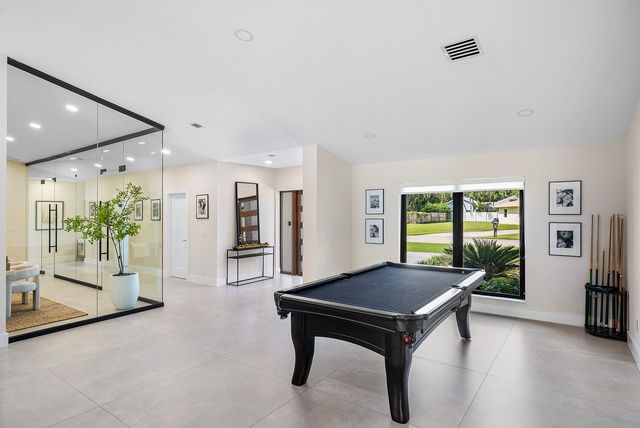 926 SW 35th Court, Boynton Beach, FL 33435