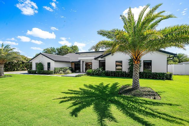 926 SW 35th Court, Boynton Beach, FL 33435