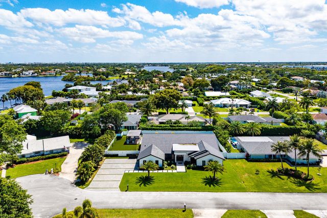 926 SW 35th Court, Boynton Beach, FL 33435