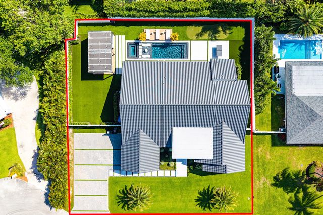 926 SW 35th Court, Boynton Beach, FL 33435