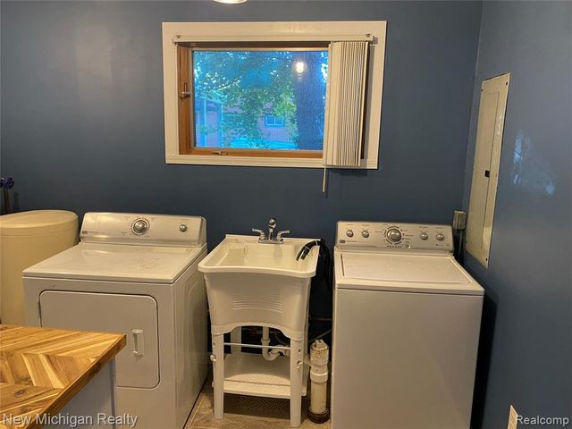 3262 Edgemere Street, Commerce Twp, MI 48382