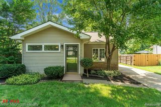 3262 Edgemere Street, Commerce Twp, MI 48382