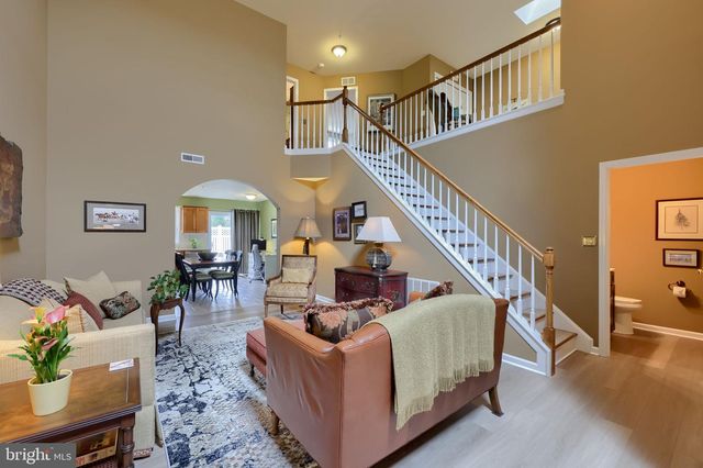 1343 FIELDSTONE DR, Mount Joy, PA 17552